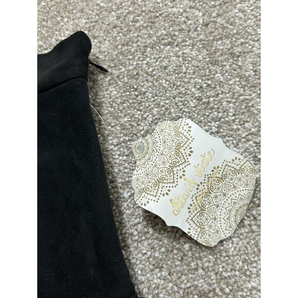 NEW Altar'd State Black Fringe Mini Skirt Size Large Nashville Country - Picture 2 of 9